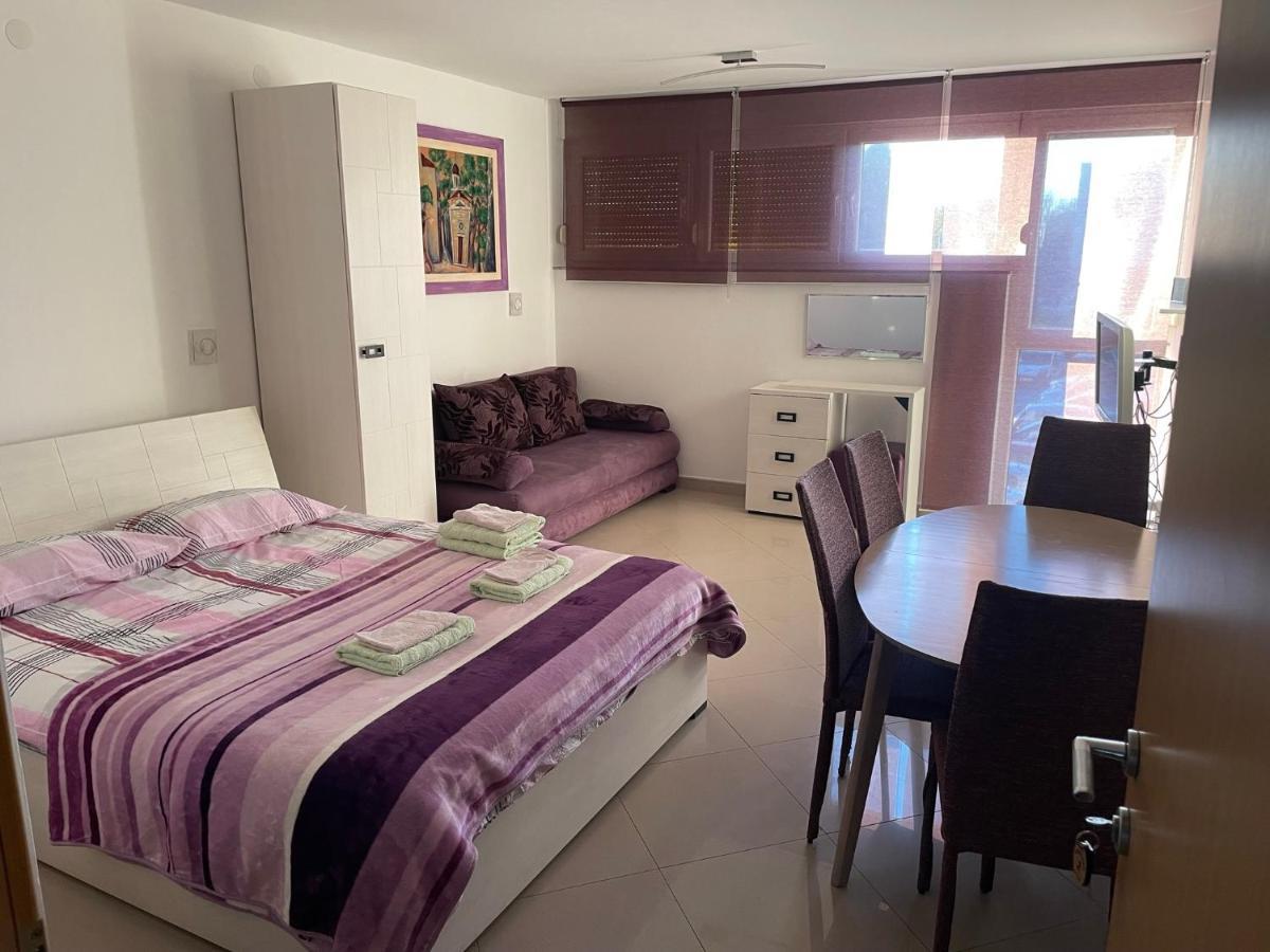 Luxury Town Center Apartments Ζαντάρ Εξωτερικό φωτογραφία