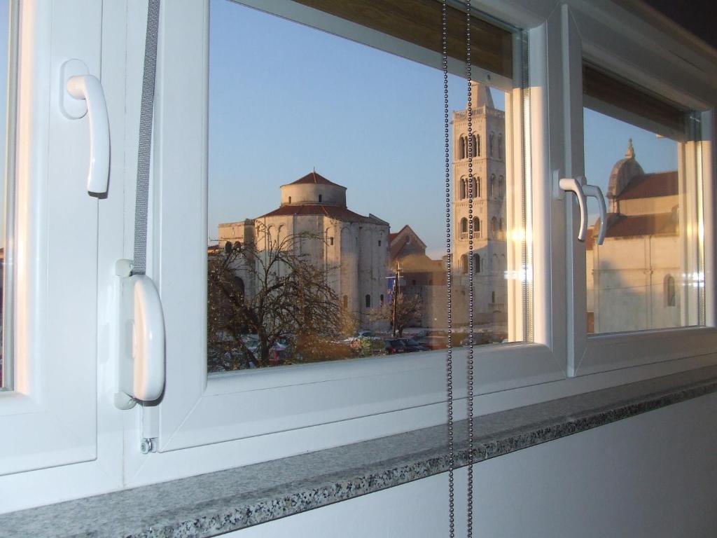 Luxury Town Center Apartments Ζαντάρ Δωμάτιο φωτογραφία